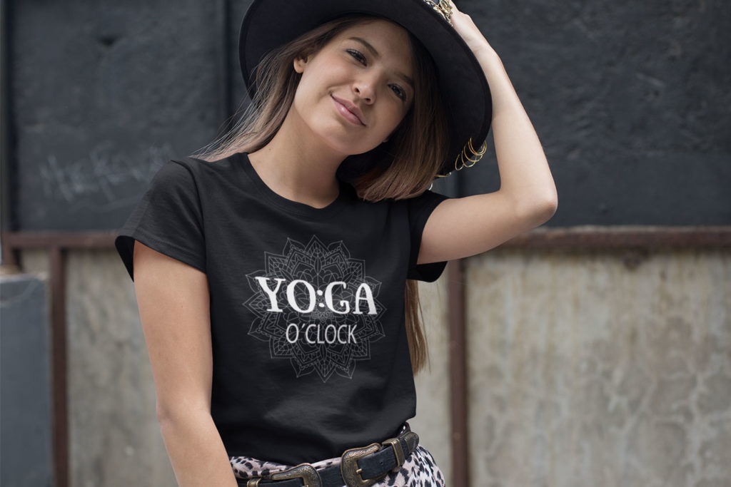 Avocadista Yoga O'clock T-Shirt