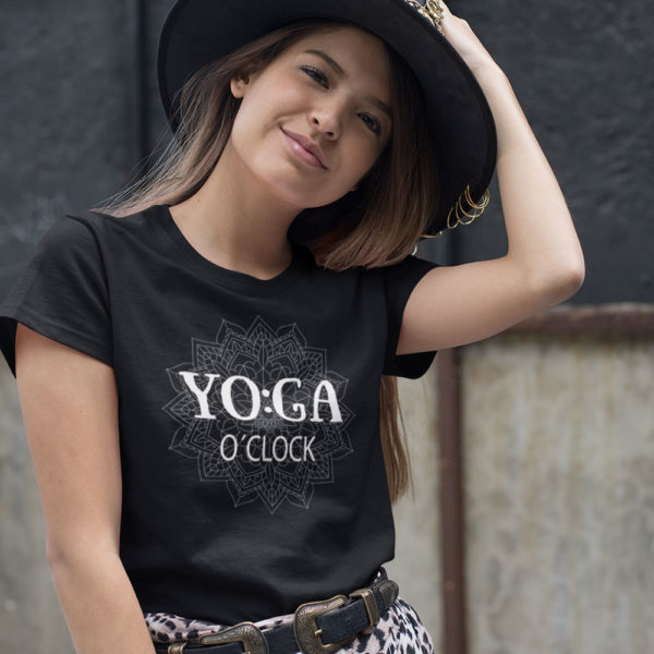 Avocadista Yoga O'clock T-Shirt